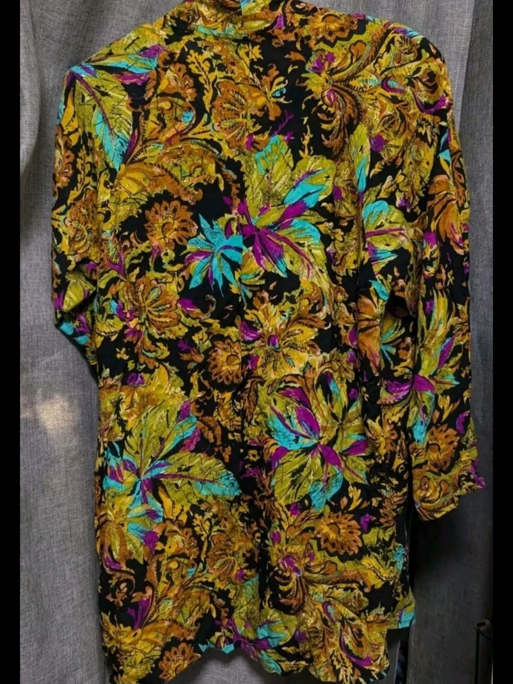 Oversized 80s Jacket And Top Abstract Graphic - Picture 5 of 9